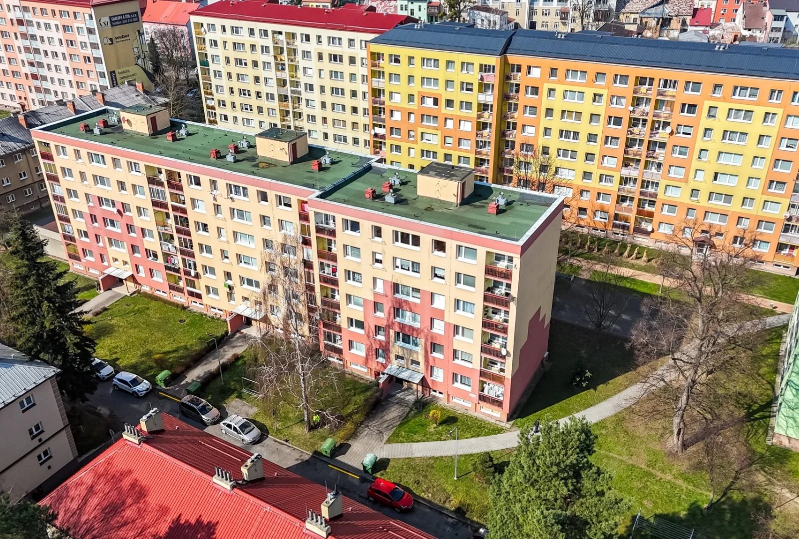 Byt 2+1 s výhledem a klidem v posledním patře - 2.1