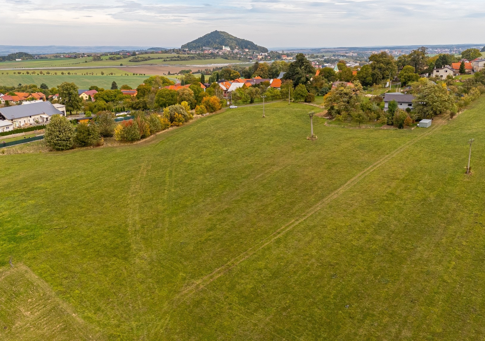 Pozemky v Janovicích. Přes 10 000 m² svobody. - 3.1