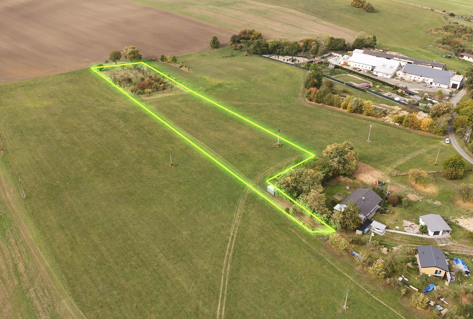 Pozemky v Janovicích. Přes 10 000 m² svobody. - 1.1