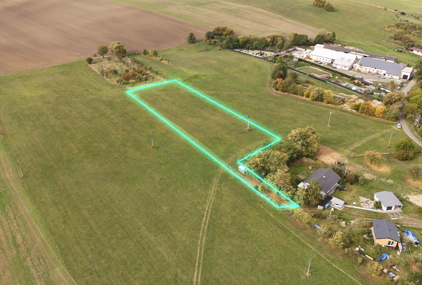Pozemky v Janovicích. Přes 10 000 m² svobody. - 3.5